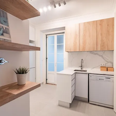 Serene Nest In Old Town By Lisbeyond Apartamento Lisboa