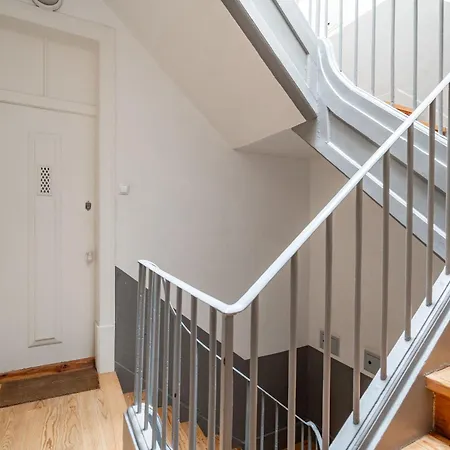 Serene Nest In Old Town By Lisbeyond